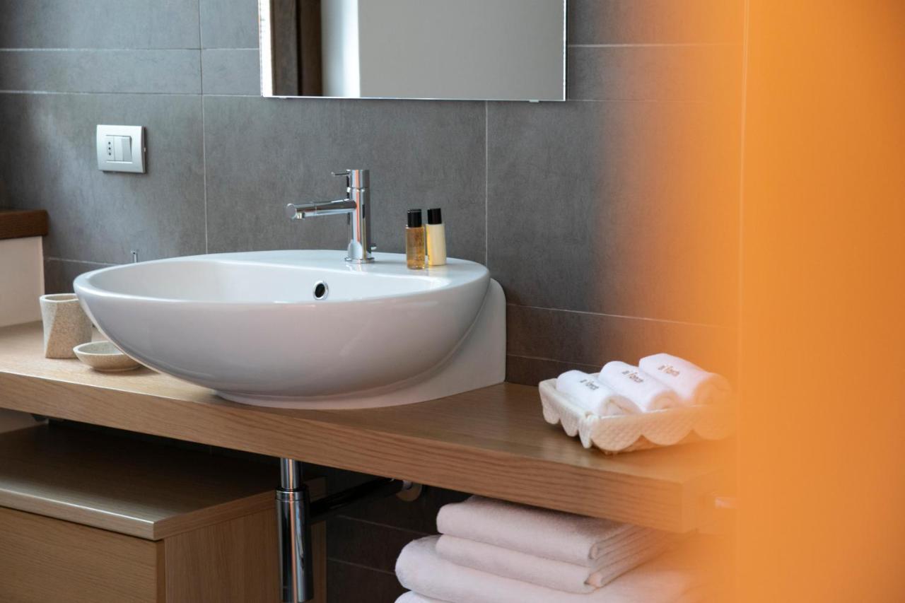 Ai Ronchi B&B Riva di Solto Luaran gambar