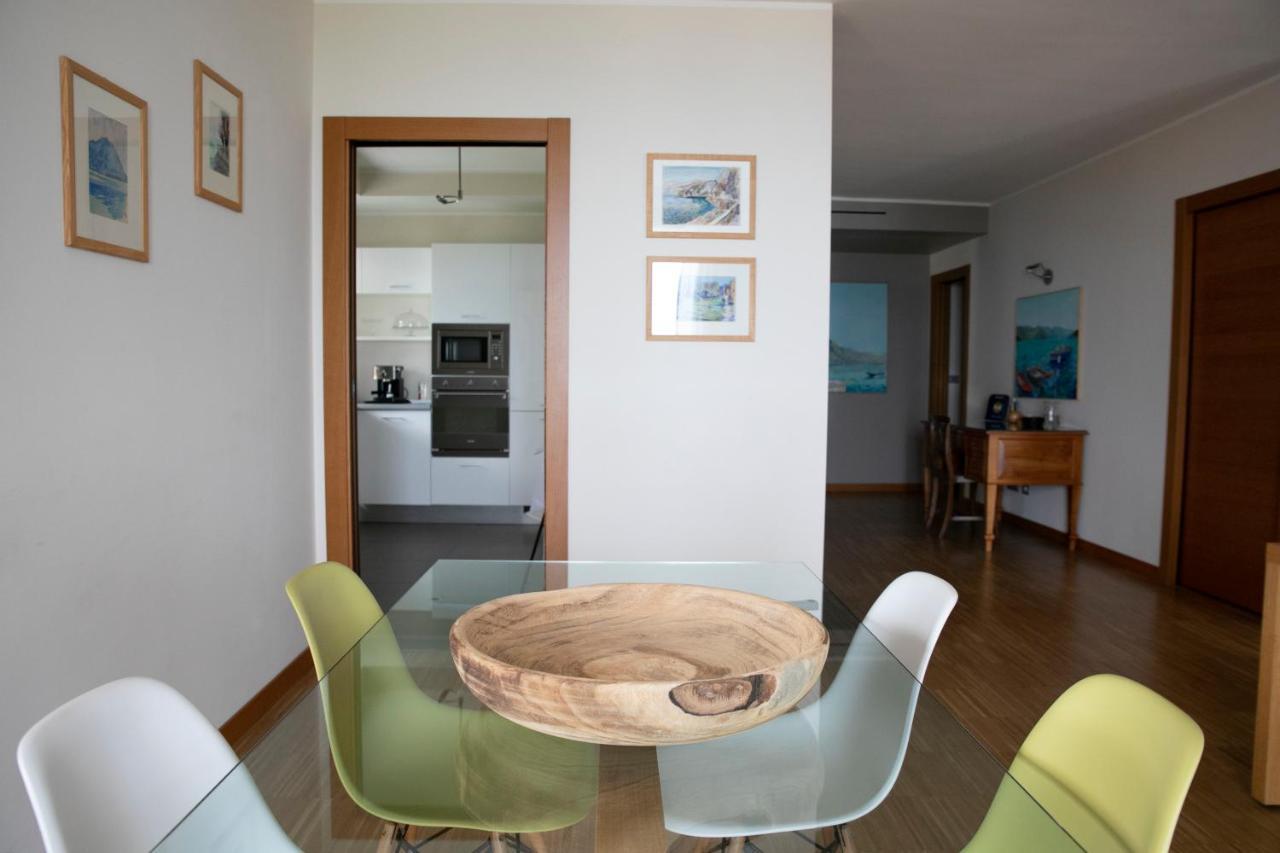 Ai Ronchi B&B Riva di Solto Luaran gambar